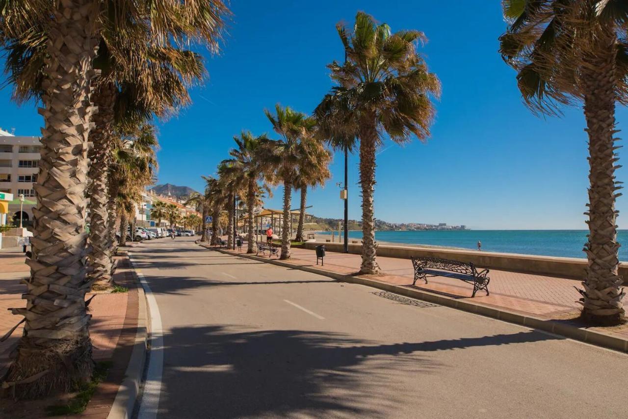 Fuengirola, Primera Linea De Playa Exterior foto